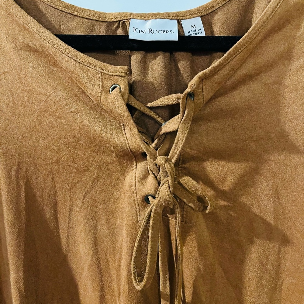 Kim Rogers, M, Faux Suede Tab, Fitted Blouse